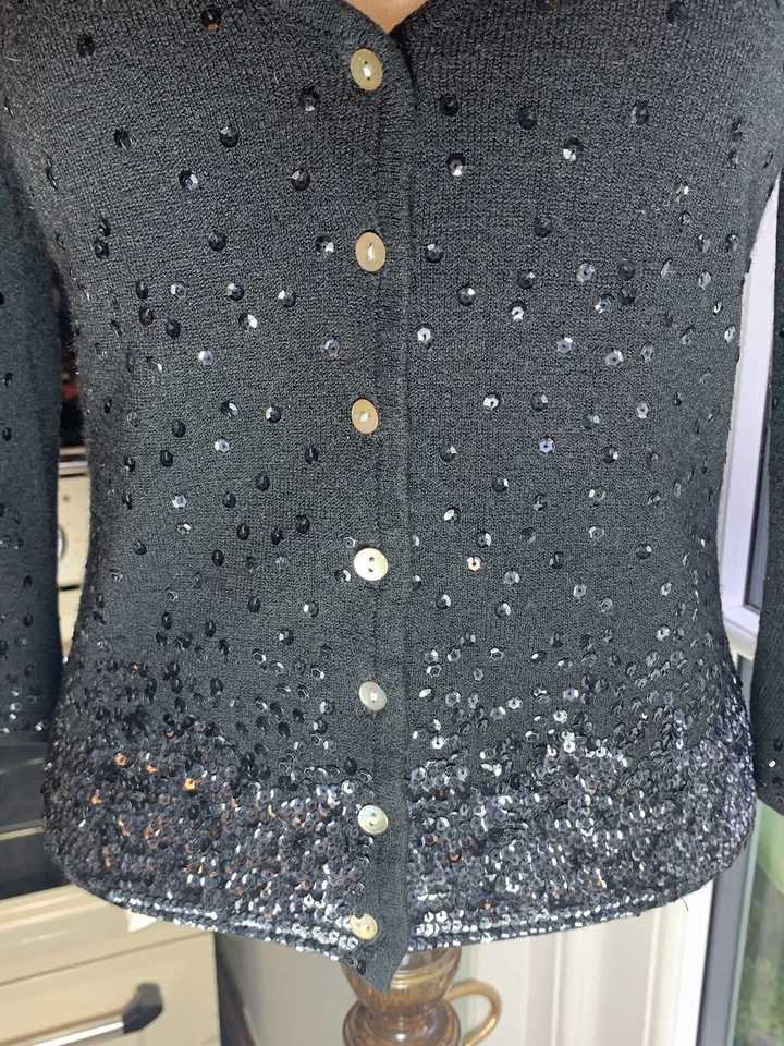 Oasis black sequin Xmas jumper cardigan top womens Size 10 - Image 2 of 4