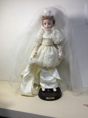20” Madame Alexander #001 Bride, Limited Edition Porcelain Collection w/Box - Picture 2 of 12