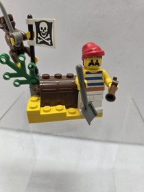 Vintage Lego Set 6235 - Pirates Buried Treasure - 100% Complete w/Instructions