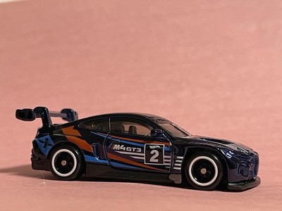 Hot Wheels New 2027 Super Treasure Hunt BMW M4 GT3 Loose