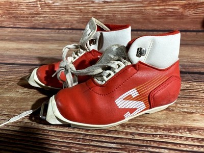 Salomon Nordic Cross Country Ski Boots Kids EU29 US11 for SNS Old Bindings 1211