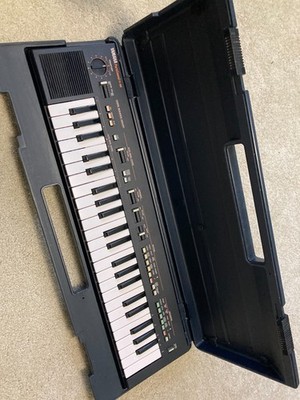 Yamaha Portasound PS-400 Vintage Electronic Keyboard with Hard