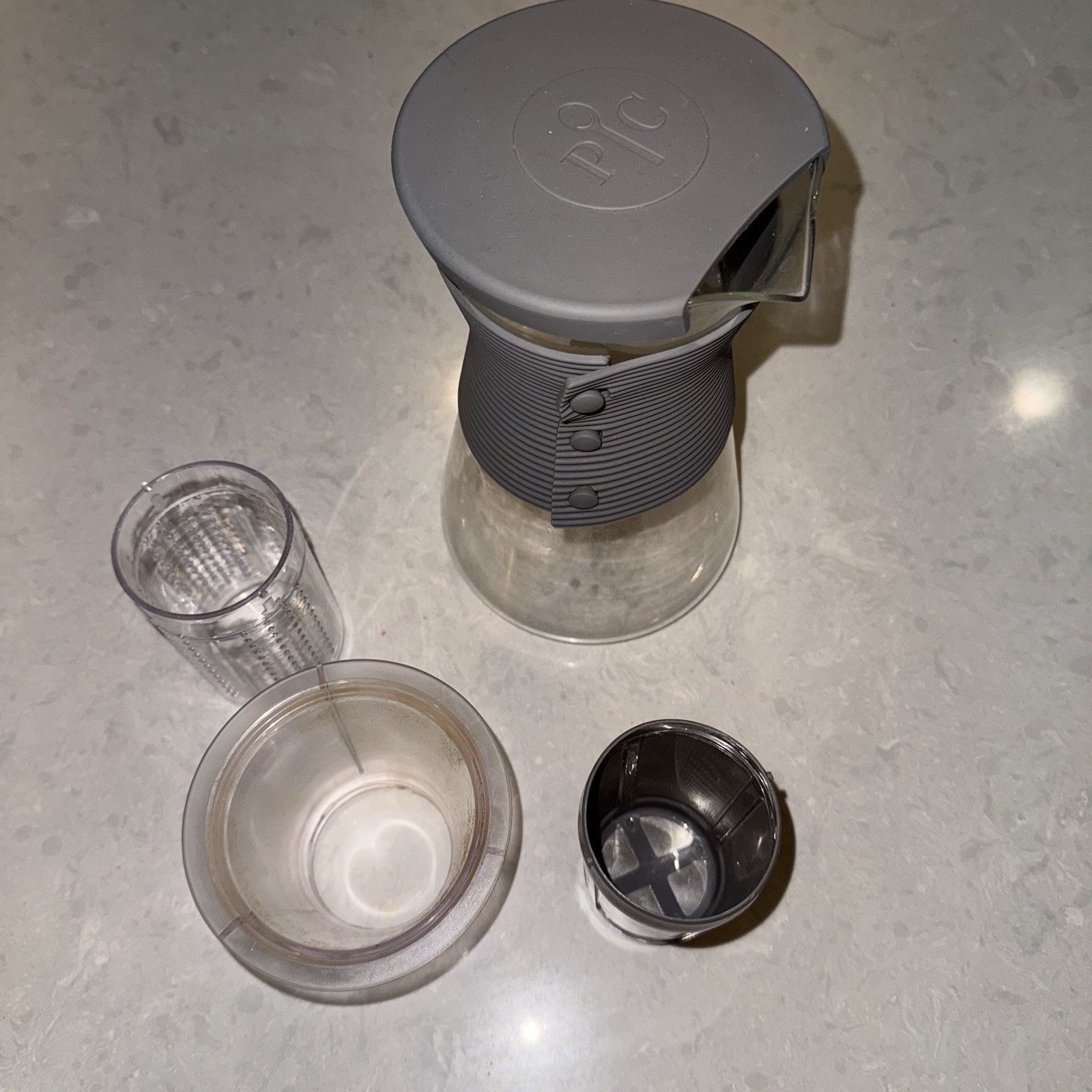 Pampered Chef Cold Brew Coffee Pitcher with Coffee Brewing Piece