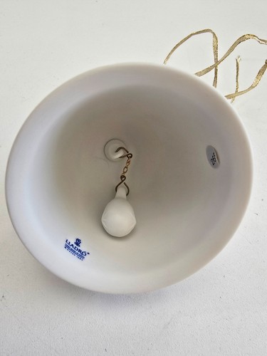 Lladro 1995 Christmas Bell 16206 Boxed Spain Porcelain Ornament - Picture 3 of 5