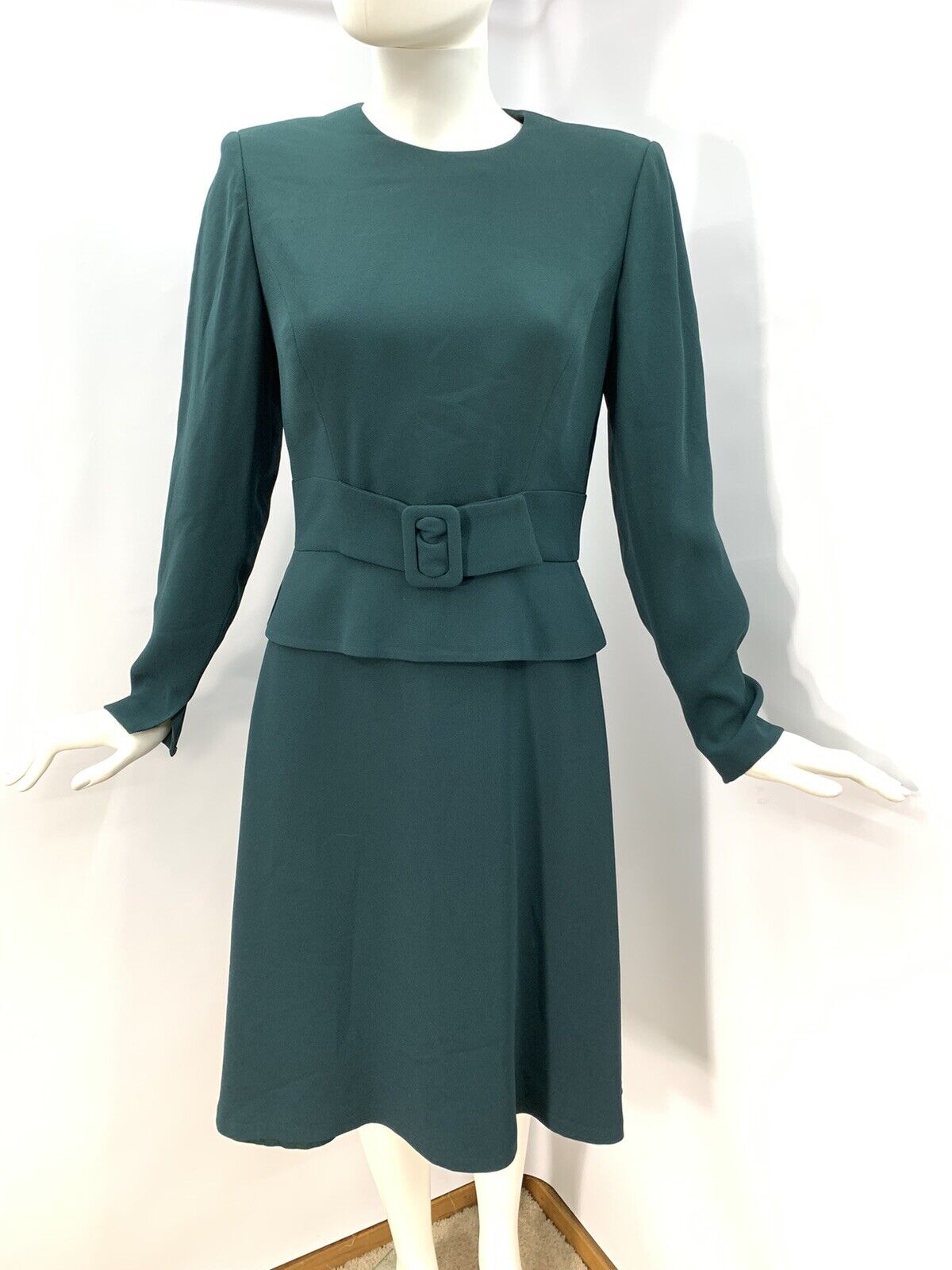 Travilla Vtg Green Peplum Dress With Attached Bel… - image 9