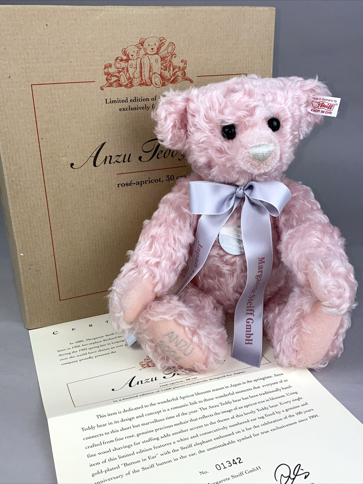Steiff  ""Anzu"" Japan Exclusive Ltd Ed. Bear 30cm Rosé - EAN:676017  - 2004