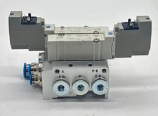 SMC SY5140-5DZ-02F Dual Solenoid Valve and Manifold Assembly