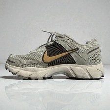 Nike Zoom Vomero 5 Light Bone Sesame Sneakers Donna Taglia 7 HM9657-001