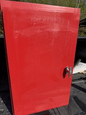 Sears Craftsman USA VERY RARE Red TOOL Chest Locking Hang On Side
