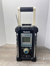 Makita BMR100 Jobsite AM/FM Radio AUX 18V Stereo-Battery Not Included