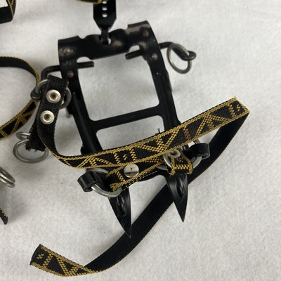 Crampons D'escalade Charlet Moser Grade 8 – Réglables, Alpinisme, Occasion Avec Défauts D'usage