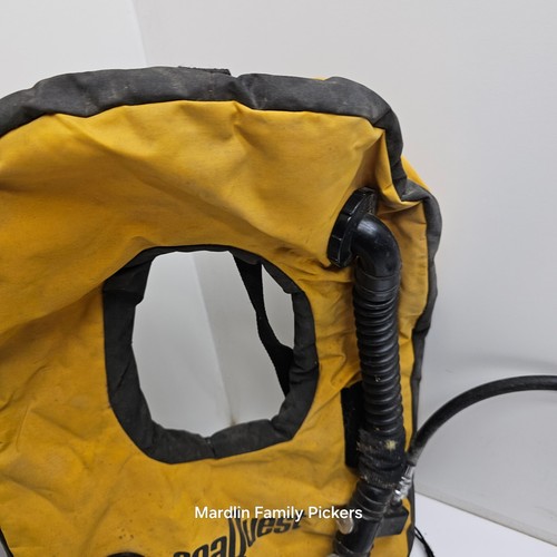 Sea Quest Horse Collar Scuba BCD Buoyancy Compensator Yellow Vintage Made in USA - Picture 12 of 13