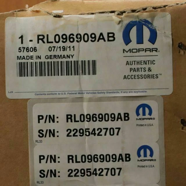 Chrysler Crossfire 2005 genuino Mopar transmisión manual delantera RL096909AB Foto 3 de 4