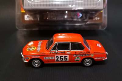 Miniature BMW 2002 #255 - Rallye Monte Carlo 1973 - W.Stiller - Ixo 1/18