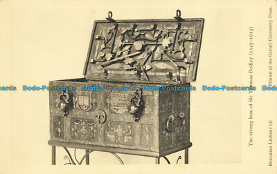 R628416 Bodleian Bibliothek. The Tresor Box of Sir Thomas Bodley. The Oxford Univer