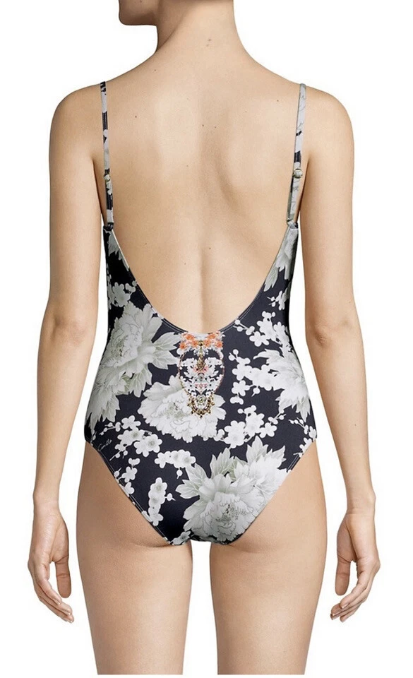 Traje de baño Camilla Scoop Back High Tri One Piece adornado Ginza Gang talla 6 Foto 3 de 4