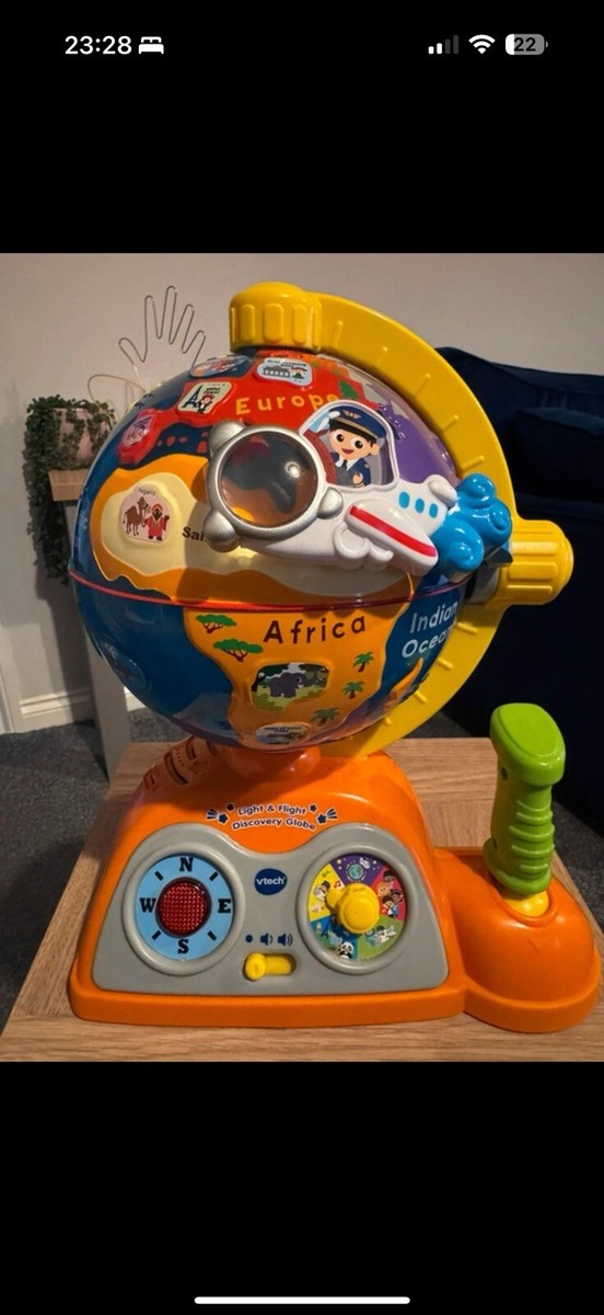 VTech 197803 Light and Flight Globe 3417761978030 UK