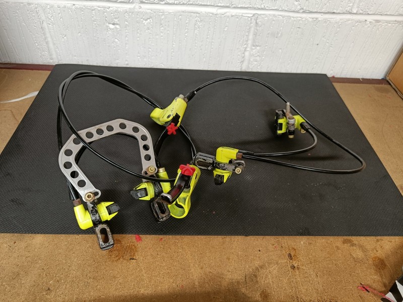 Magura Race Line Fleurescent Green Hydraulic Rim Brake Set with Booster