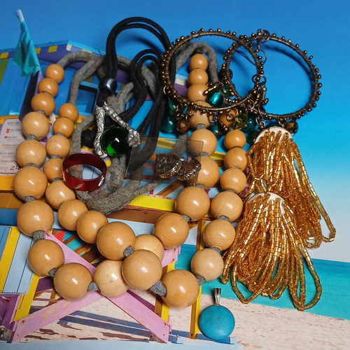 Jewelry Vintage/Modern Lot of Craft and Wearable Mix - One Full Pound or More - Picture 6 of 10