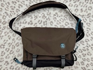 Zo Messenger Bag | eBay
