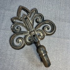 Ornate Cast Iron Wall Mount Coat Hook Hat Hook 6.5  x5  