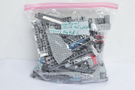 LEGO Marvel: The SHIELD Helicarrier (76042) Complete 100% w/ Manual No Figures