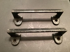 2 ANTIQUE OLD BARN DOOR HANDLES CAST IRON SCREEN DOOR HANDLE REPURPOSE HARDWARE