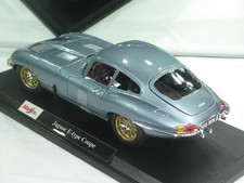 1961 JAGUAR  E -TYPE    METALLIC BLUE  NEW IN BOX 1:18.
