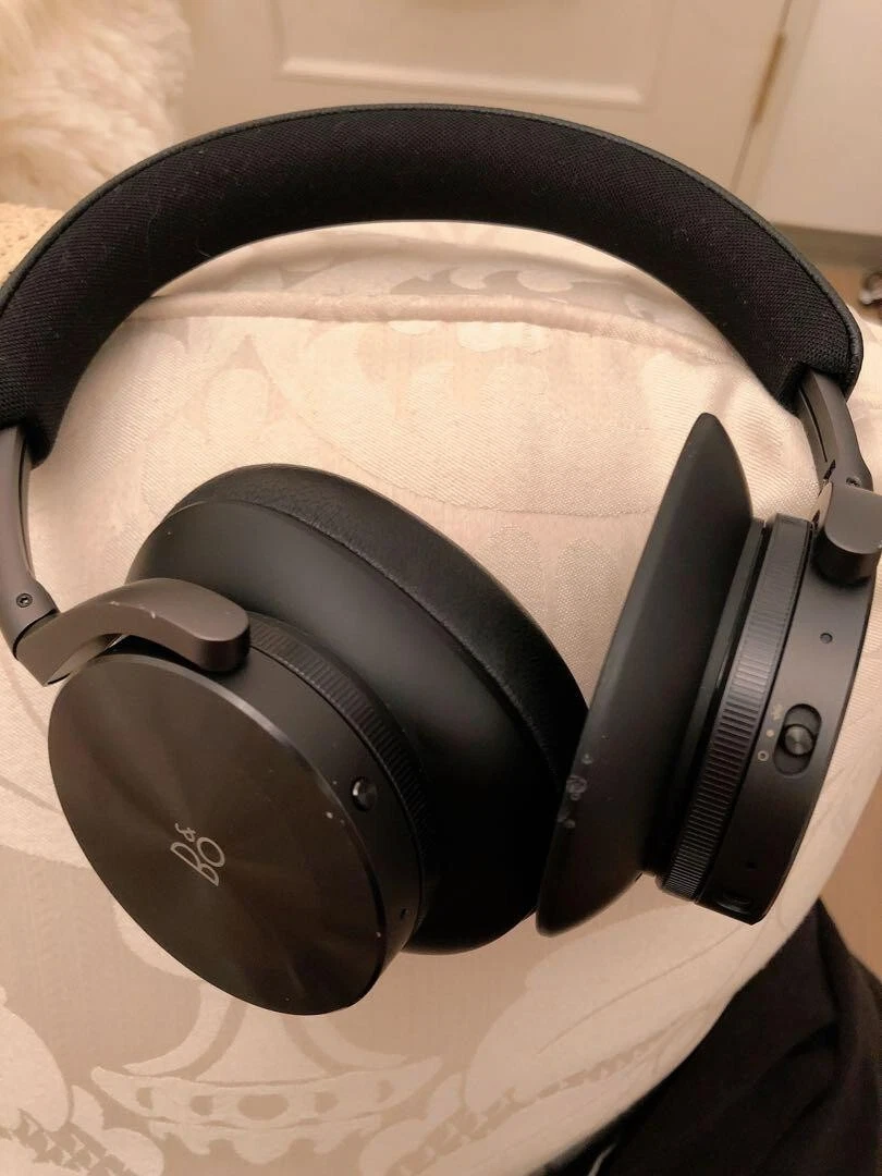 Bang Olufsen Beoplay H95 Berluti Black Noise Cancelling Headphone Used