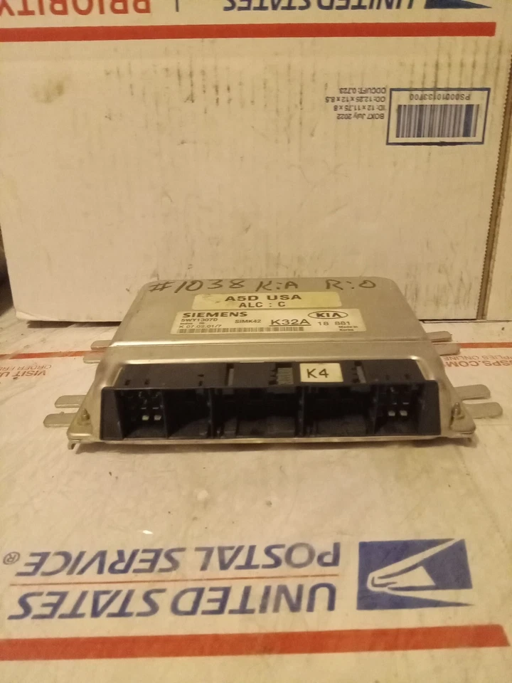 Módulo PCM Motor Computadora ECU ECM 2000-2002 KIA RIO 5WY1307D Foto 2 de 3