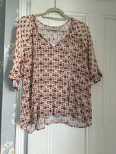 BNWT Ladies Pretty Floral Pint Boho Chic Viscose Blouse Size 18 by Tu Clothing