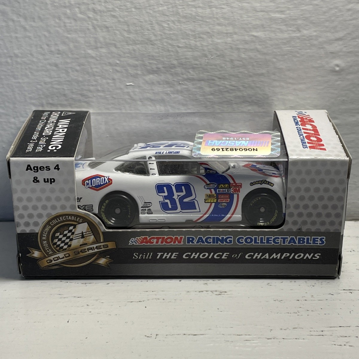 2013 Kyle Larson #32 Clorox Chevy NASCAR Action 1/64 Scale Diecast