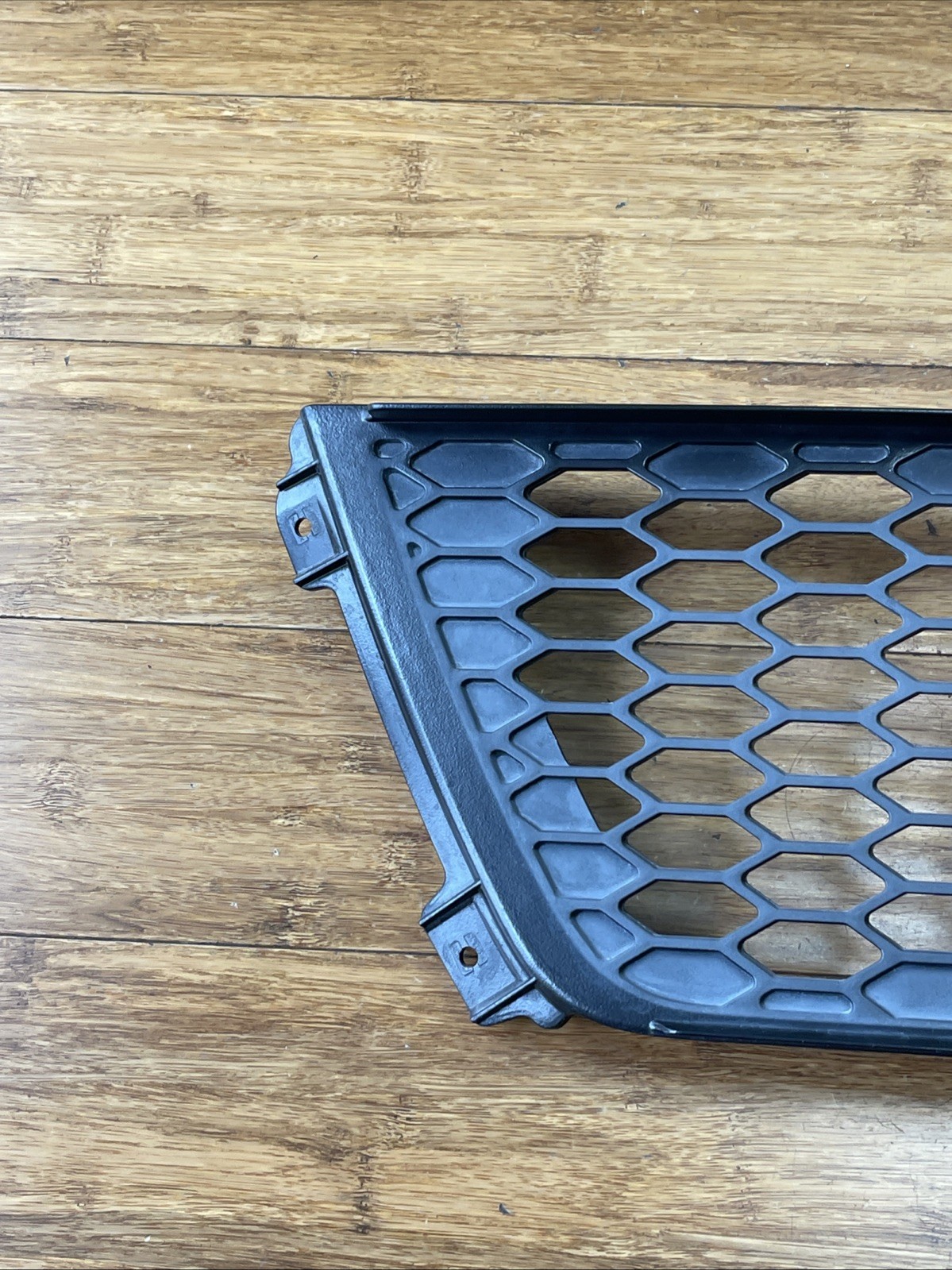 2017-2022 Audi R8 4S Rear Right Side Bumper Grille Black 4S0807698A OEM
