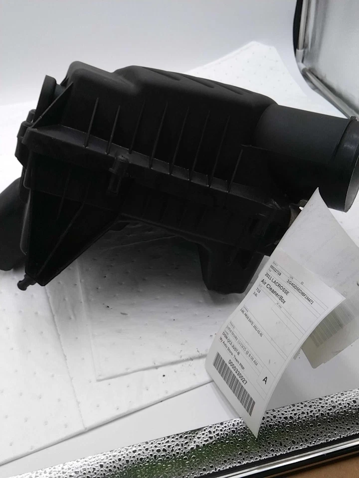 2011 Buick LaCrosse 3.6L Air Cleaner Assembly OEM 13279567 Used 276K Miles - Image 2 of 4