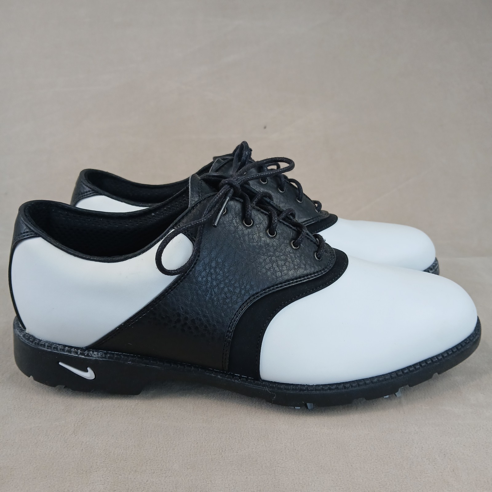 Lace Up Classic Saddle Spikes