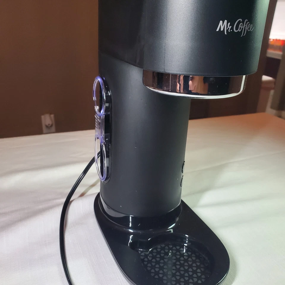 Mr. Coffee Iced + Hot Single-Serve Coffee Maker. - Image 2 of 4