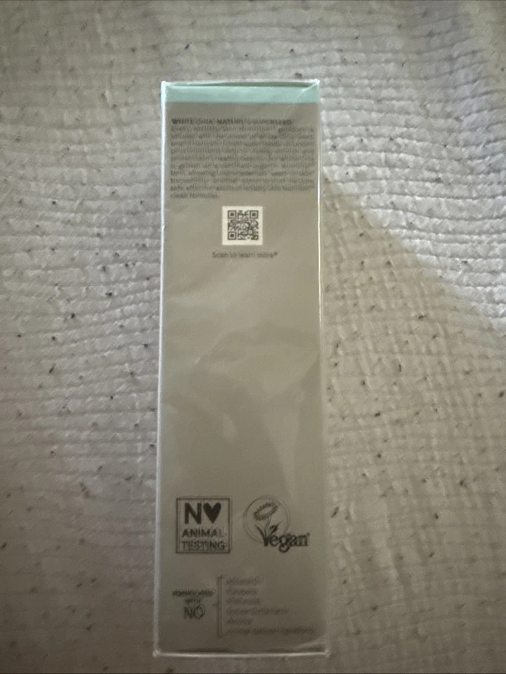 Tónico suavizante renovador Artistry Skin Nutrition 6,7 fl/oz. Foto 2 de 4