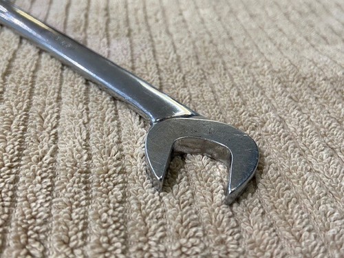 LLAVE DE CABEZA ANGULAR DE 4 VÍAS ENCAJABLE 5/8" MODELO: VS20 EE. UU. BUEN ESTADO ¡Envío Gratis!! - Imagen 8 de 8