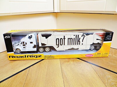JADA ROAD RIGZ 91672 'GOT MILK? Peterbilt Semi Box Trailer' 1:64.  MIB/BOXED