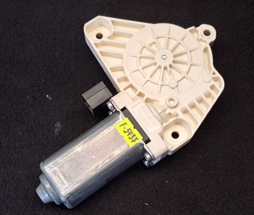 5Q4959802B VW Passat B8 Fensterhebermotor vorne rechts