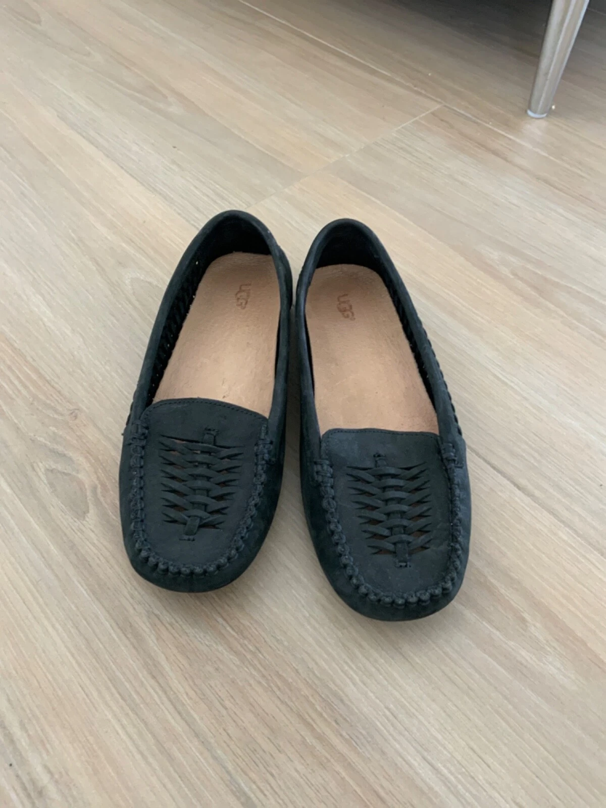 slip on uggs nero donna 8 5