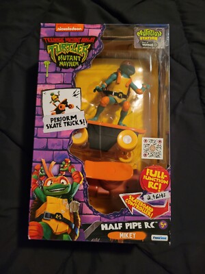 Teenage Mutant Ninja Turtles Half Pipe Mikey SkateBoard RC NEW!