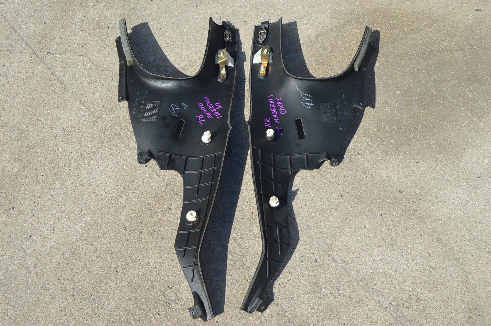 2004 M138 MASERATI GT COUPE REAR LEFT & RIGHT C PILLAR PILLARS TRIM COVER PANEL
