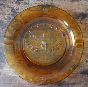 Vintage L.E Smith Carnival Glass Heritage Amber American Eagle Stars Cigar Tray 