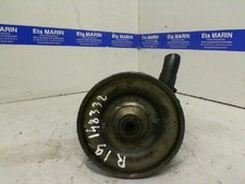 Pompe direction assistée Renault R19