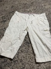 Faded Glory Woman Plus 26W White Cargo Capri