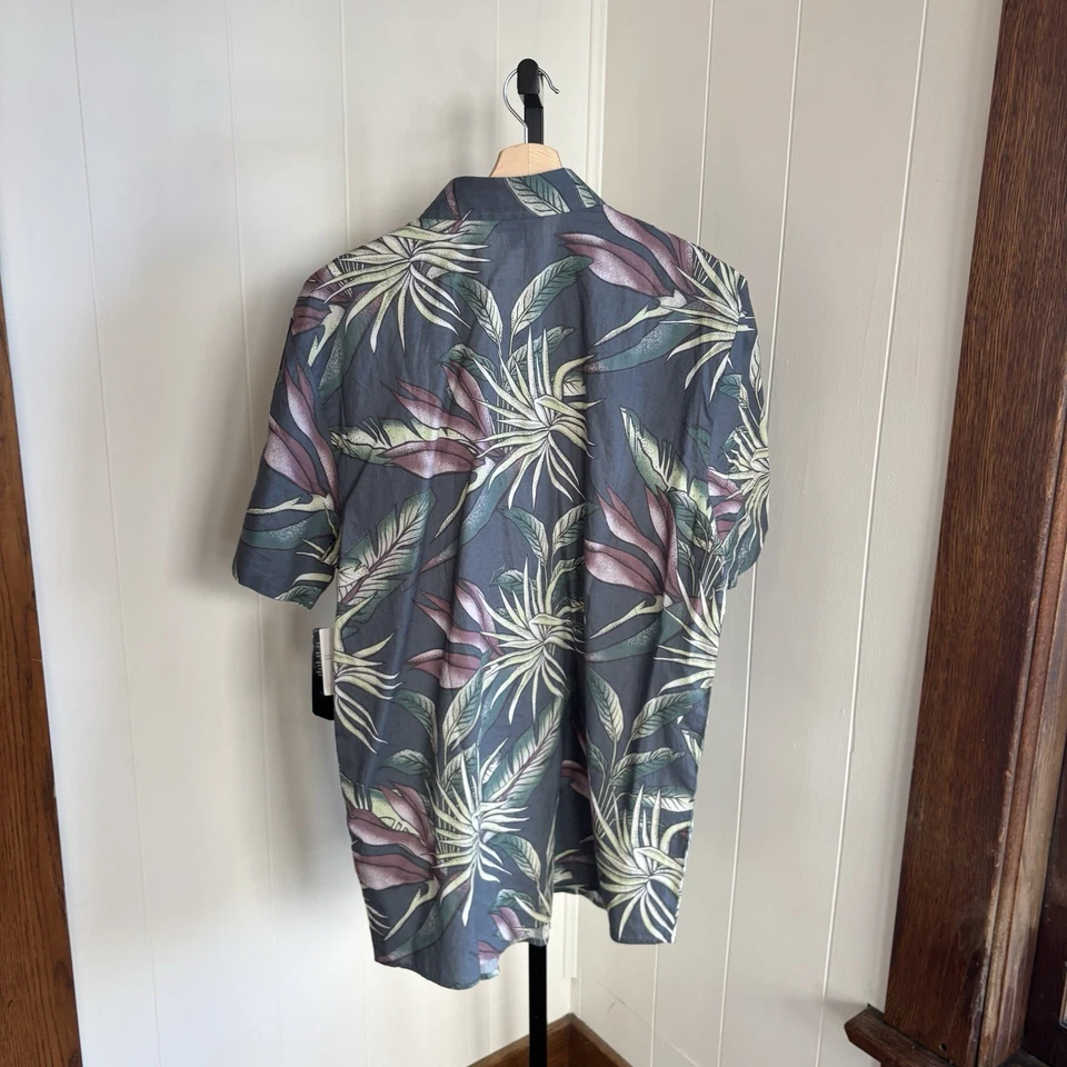 Volcom Warbler Men’s Slim Fit XXL Blue Floral Short Sleeve Button Up Shirt NWT - Image 3 of 4