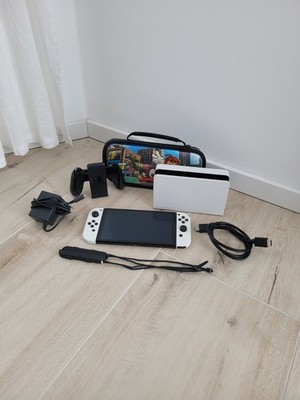 Nintendo Switch OLED-Modell HEG-001 - 64GB Handheld-Spielekonsole - Weiß 
