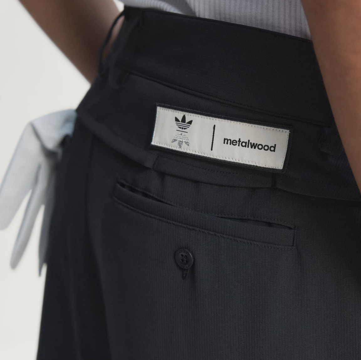 adidas golf オリジナルズ メタルウッド パンツ l wod s-l1200.png
