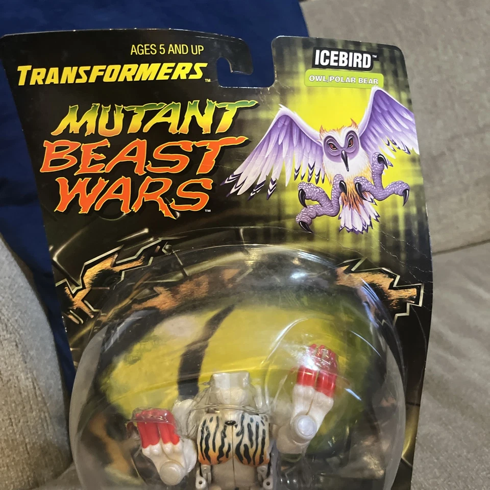 Hasbro 1999 Transformers Mutant Beast Wars Deluxe Icebird MOC Owl Polar bear - Image 2 of 4